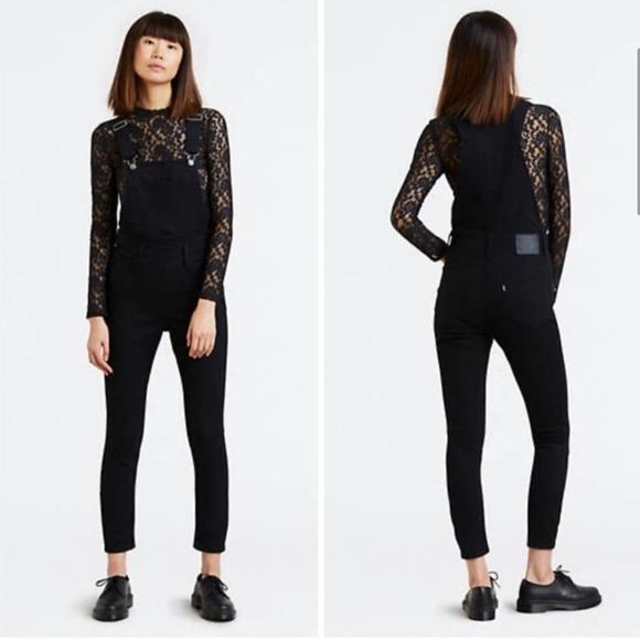 Levi’s Black Skinny‎ Overalls. - Picture 1 of 12